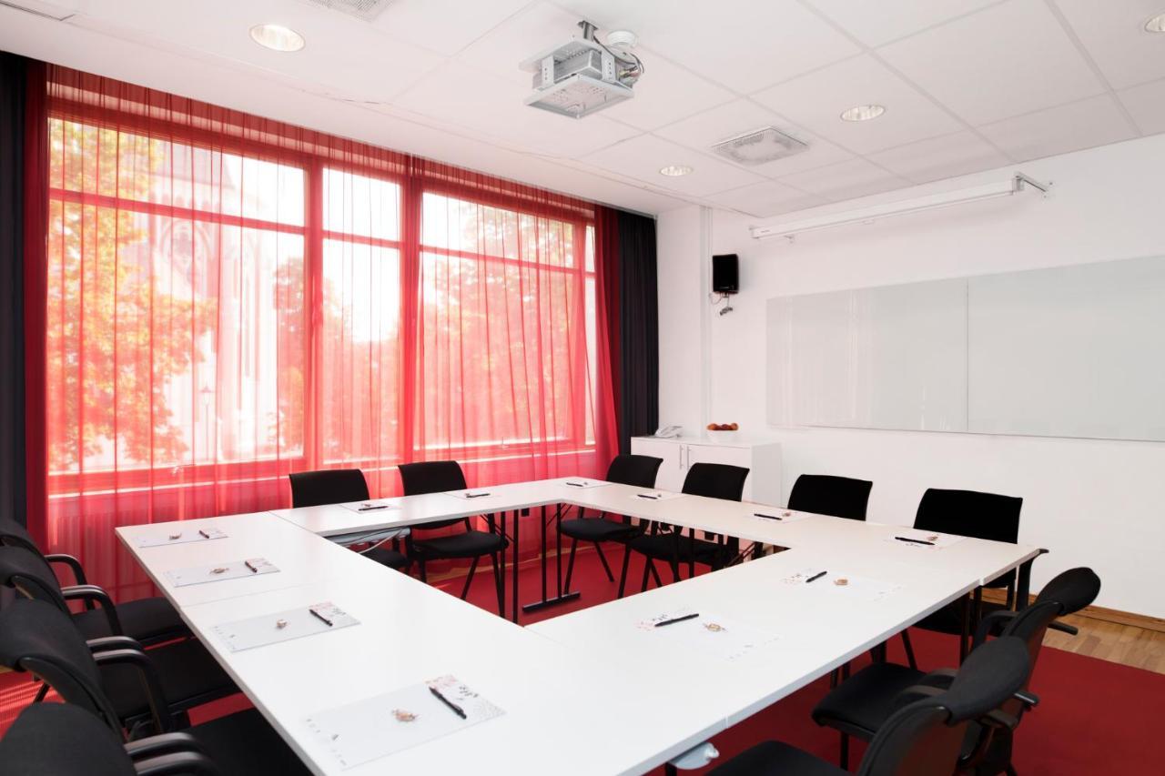 Profilhotels Savoy Jönköping Kültér fotó